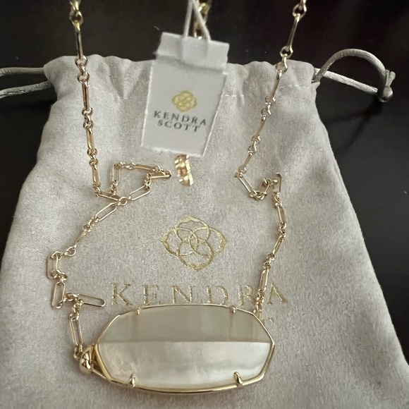 Kendra Scott Reid Gold Long Necklace - Picture 3 of 4